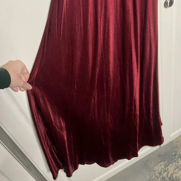 ASTR Wine Satin Corset Midi Dress with Lace Bust - Picture 8 of 15